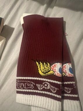 VON DUTCH SOCKS WOMENS/UNISEX OS BROWN VD LOGO NWT